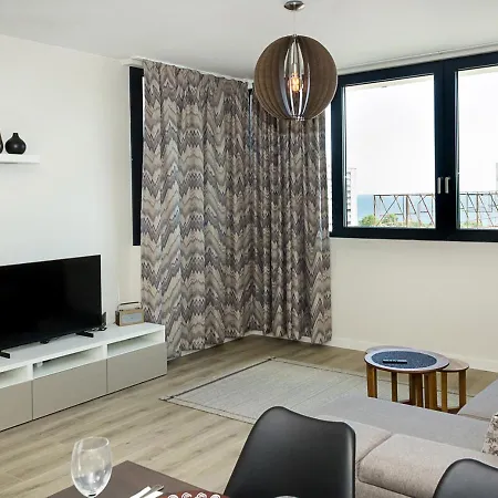 Апартаменты Sea View 1bd Modern Flat In Chayka *